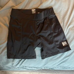 Bike shorts with padded crotch